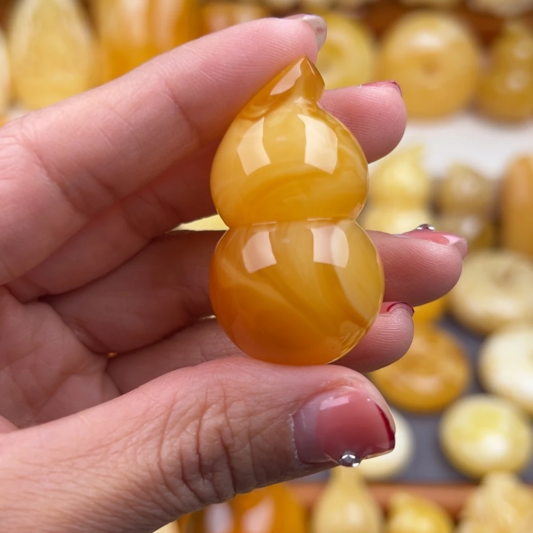 琥珀颈饰未镶嵌纯天然琥珀蜜蜡无优化