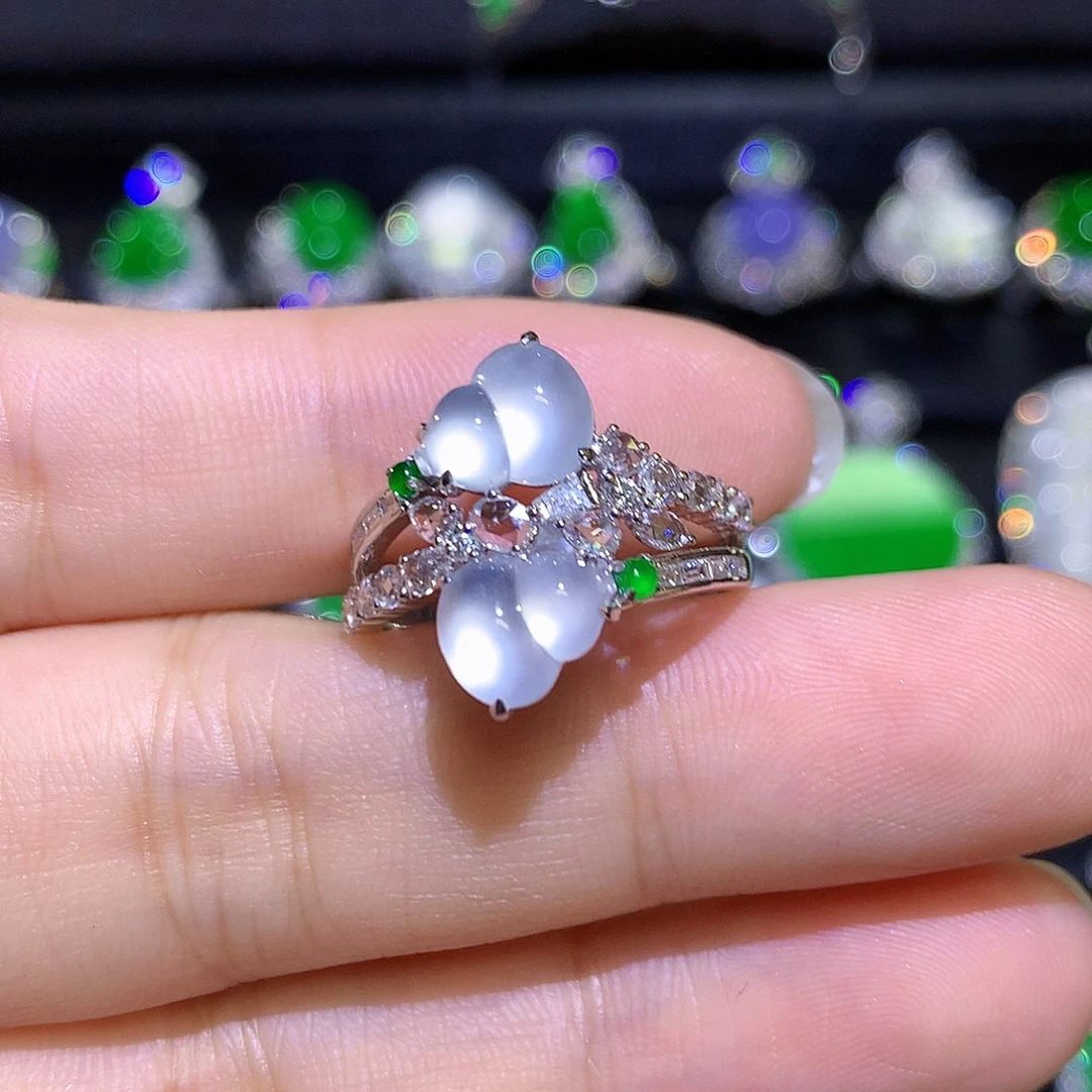 翡翠戒指18K金镶嵌高冰葫芦戒指