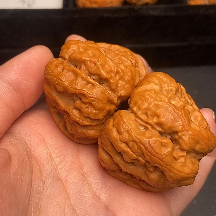 文玩核桃把件秦岭核桃文玩核桃