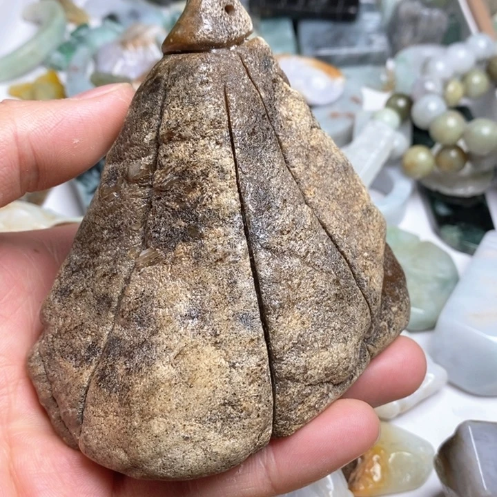 翡翠未镶嵌颈饰天然翡翠