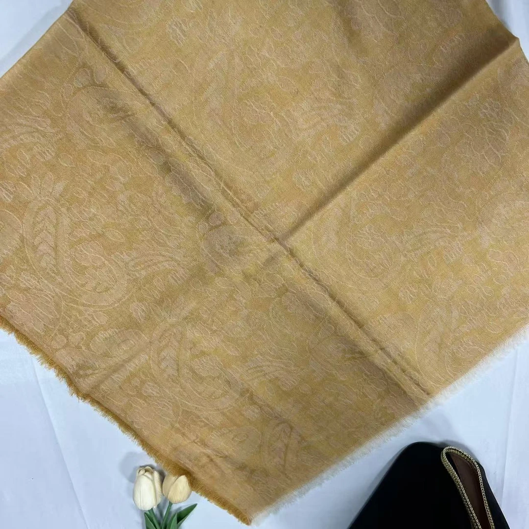 110羊毛方巾-明媚黄 提花105cm丝巾