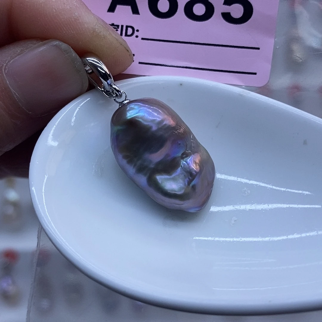 颈饰未镶嵌淡水珍珠