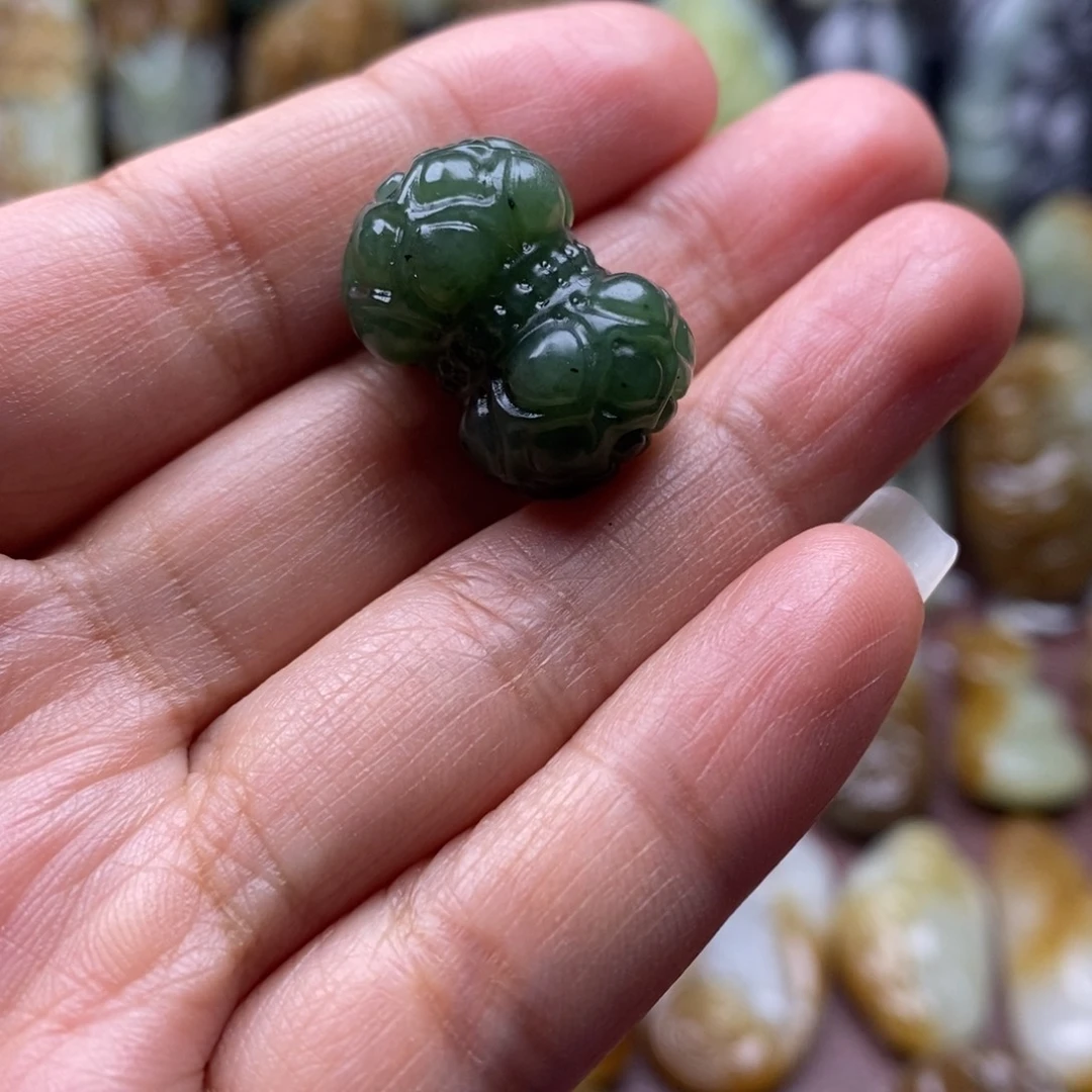 吊坠(不含链)未镶嵌和田玉（糖玉）