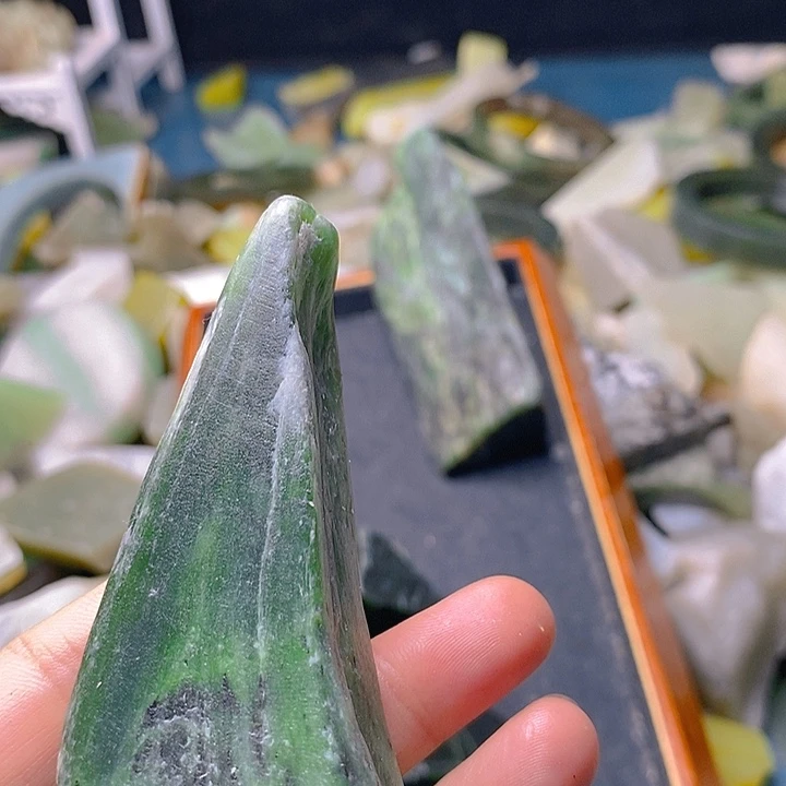 未镶嵌手镯和田玉（糖玉）