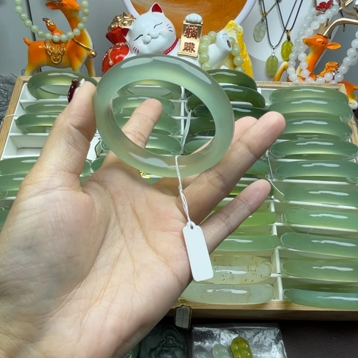 不***%岫玉未镶嵌手镯岫玉