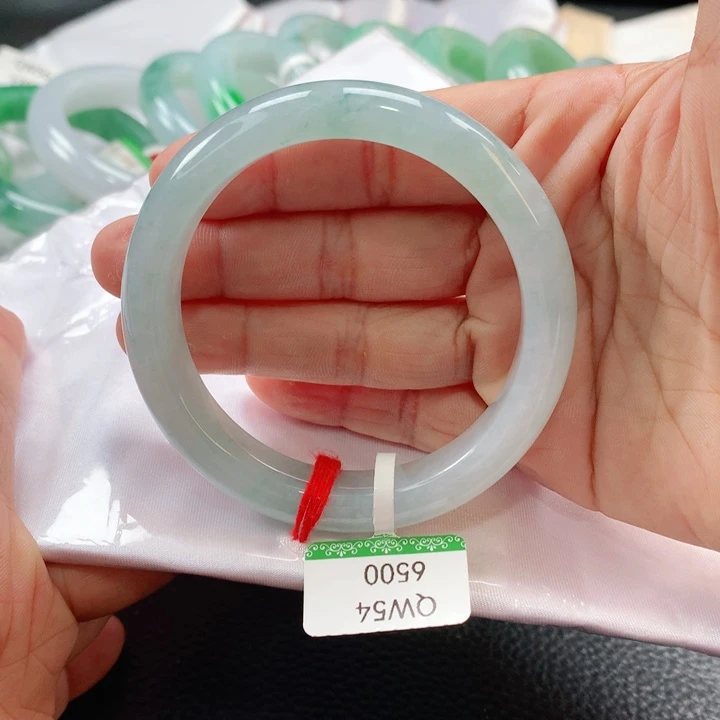 翡翠手镯未镶嵌5454545454