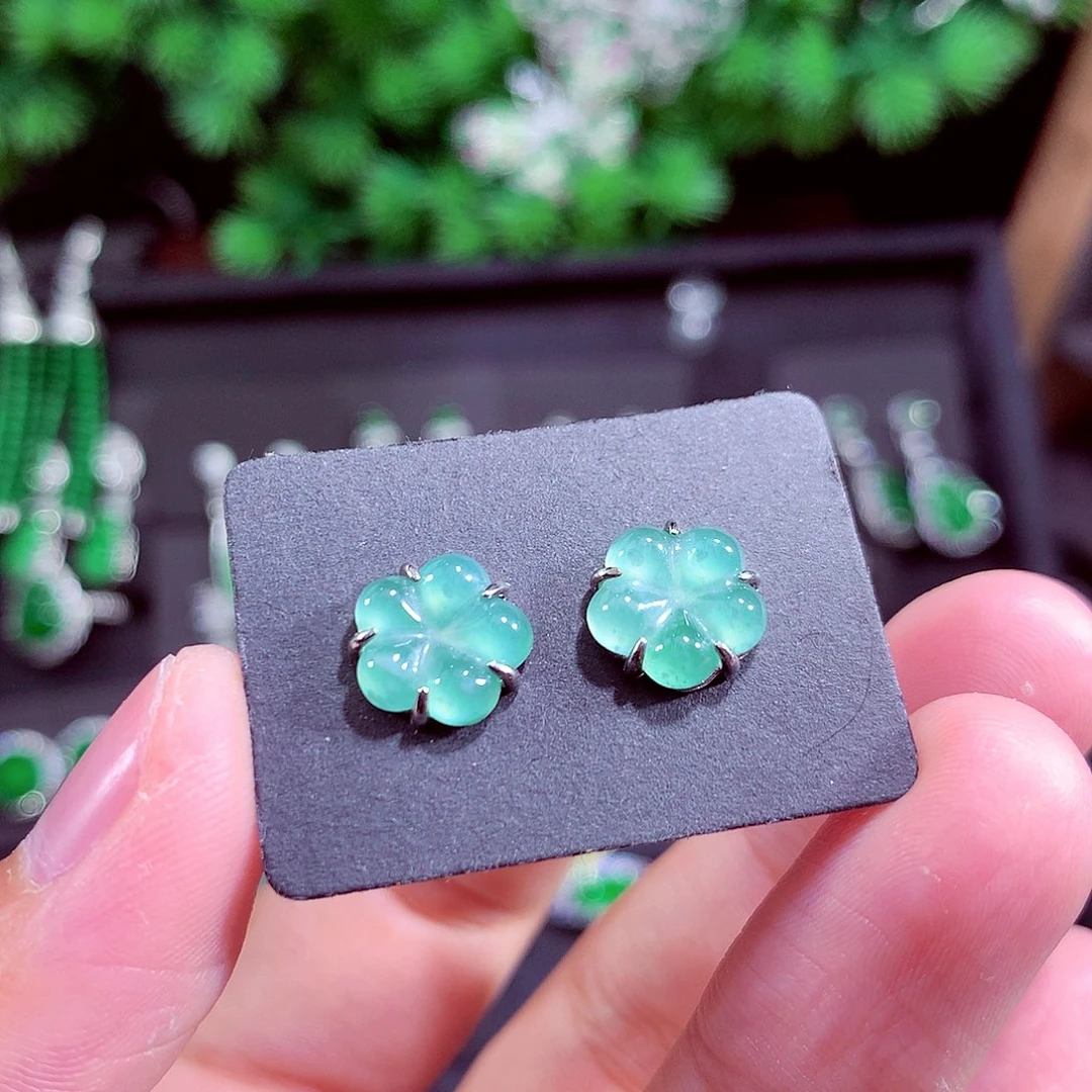 颈饰未镶嵌翡翠天然