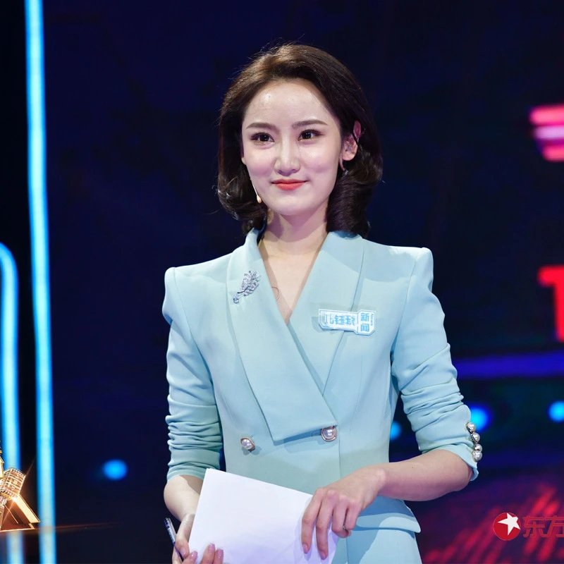 2025明星同款西装套装春秋高端播音正装浅蓝色职业显瘦西服短袖