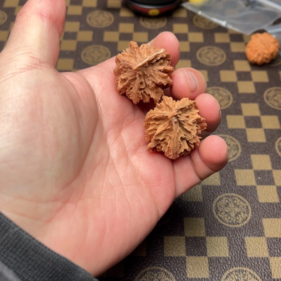 文玩核桃把件19000000000