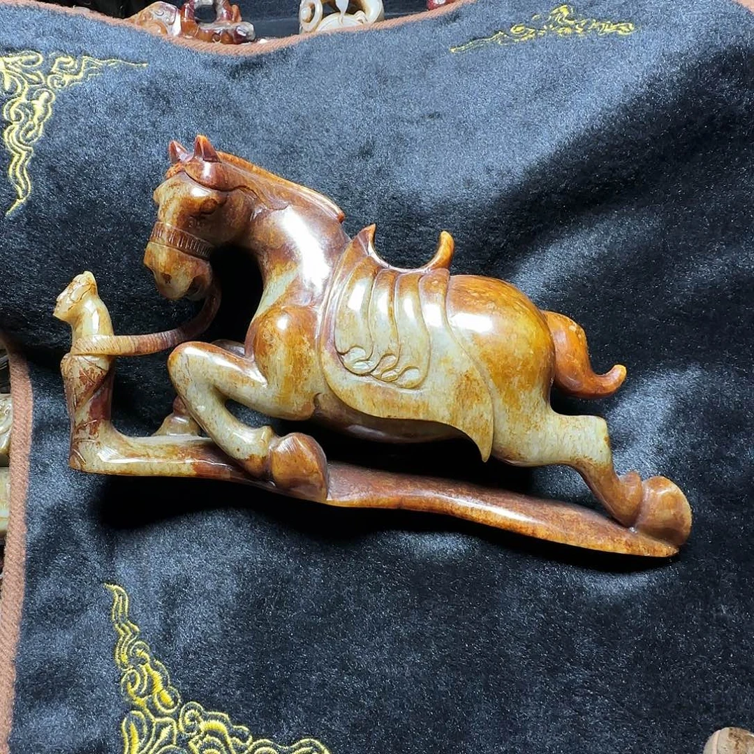 用***3和田玉未镶嵌摆件