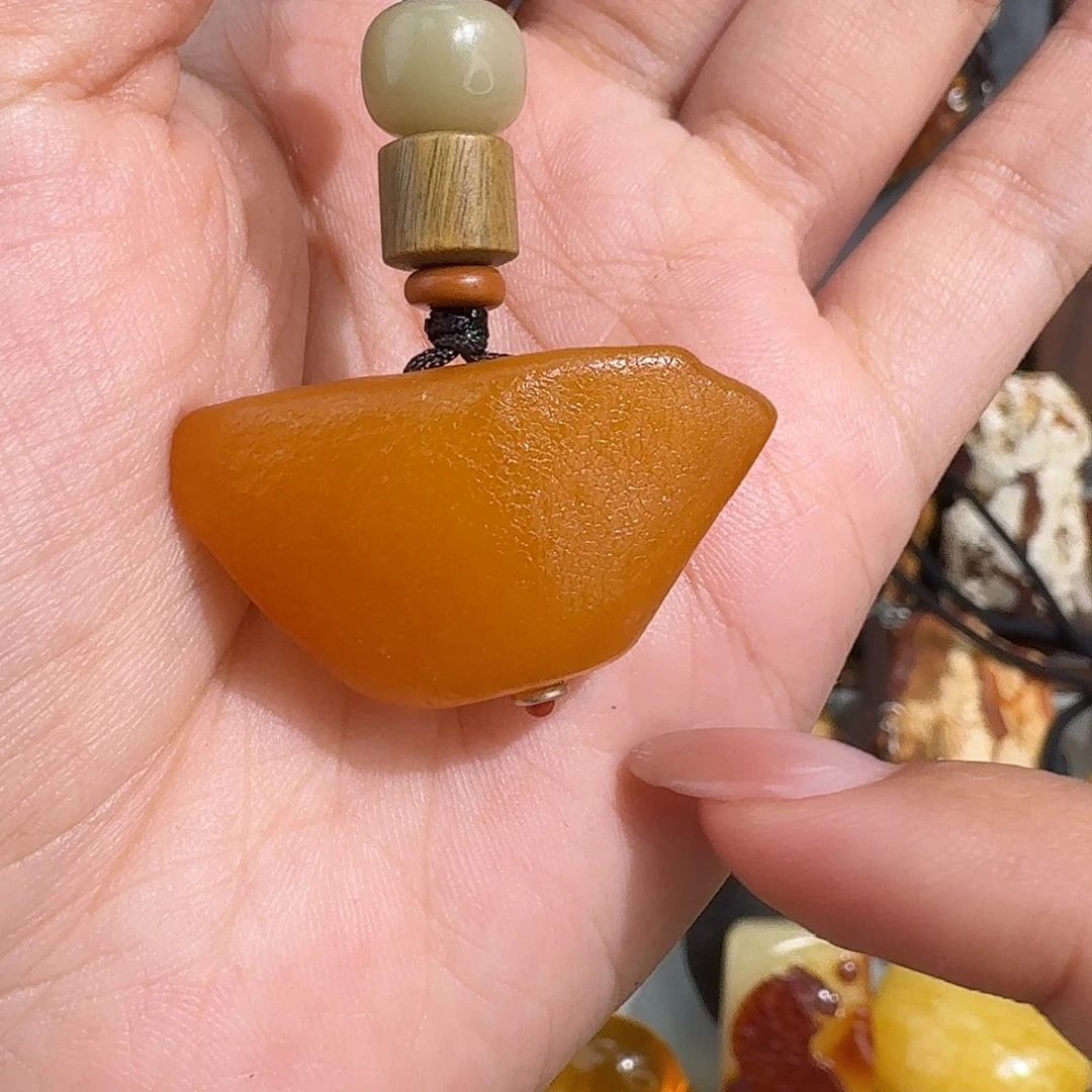 未镶嵌琥珀裸石你