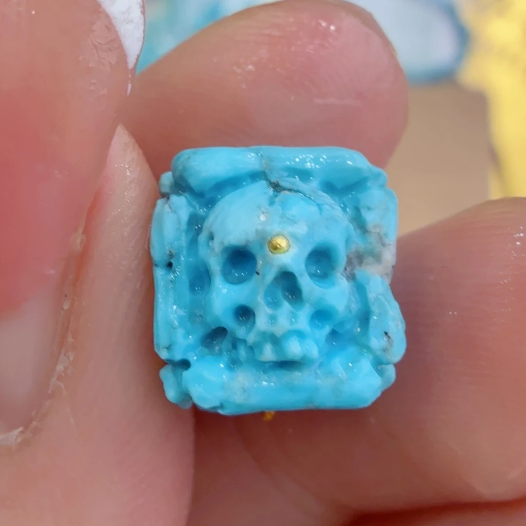 绿松石未镶嵌珠宝奇石