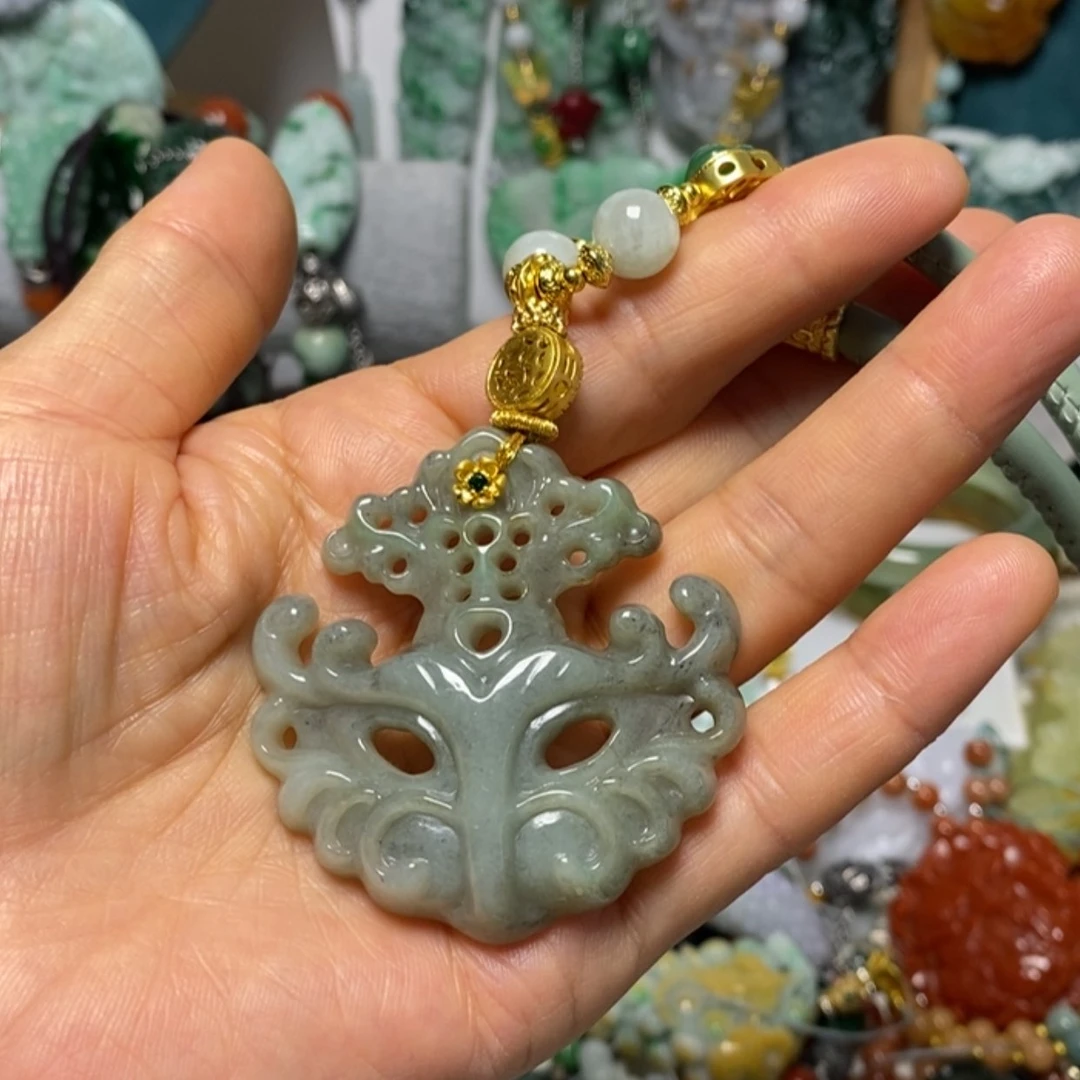 【闪购商品】翡翠吊坠(赠链)未镶嵌