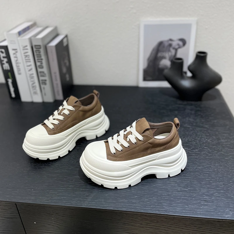 小个子巨好看不累脚厚底增高松糕鞋子女2025秋季新款爆款休闲百搭