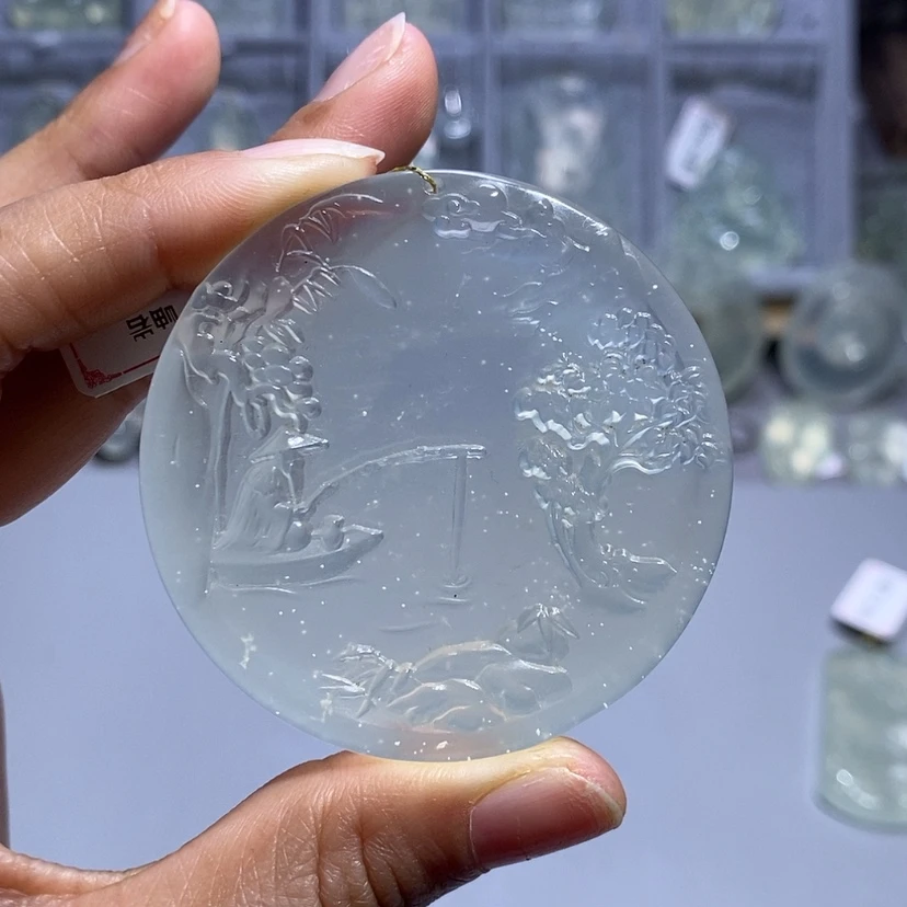 【闪购商品】蛇纹石玉颈饰未镶嵌会****躺