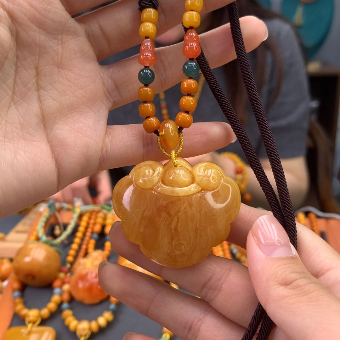 未镶嵌颈饰蜜蜡天然