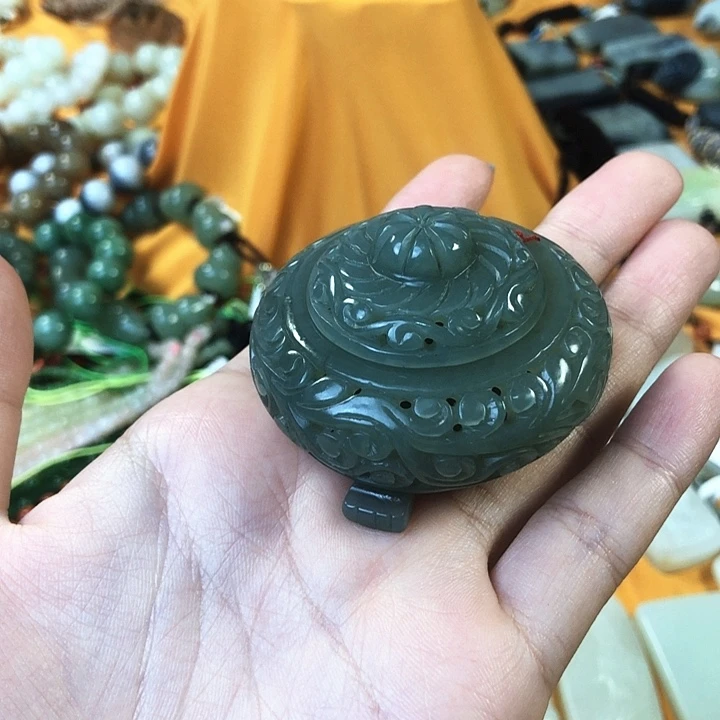 来***哈未镶嵌和田玉挂件和田玉香炉