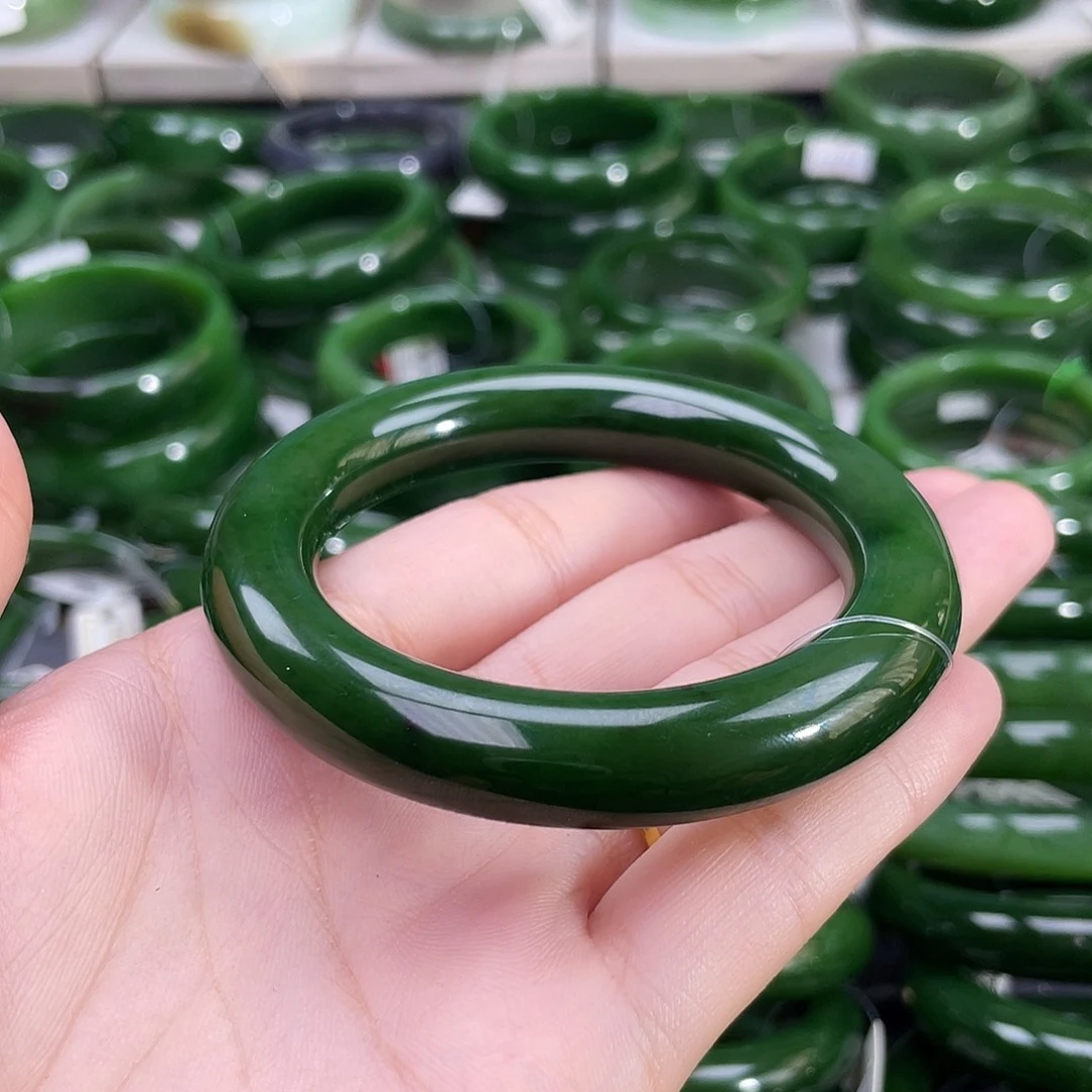 和田玉（碧玉）手镯未镶嵌