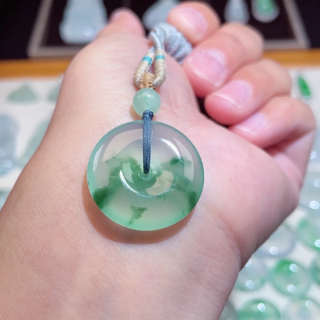 颈饰未镶嵌翡翠扣子