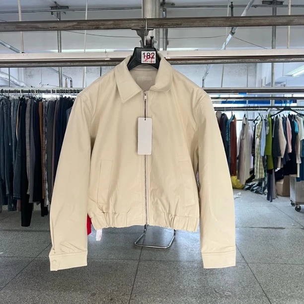 冬季绗缝翻领拉链春季夹克立领卡其色短款韩版休闲春秋