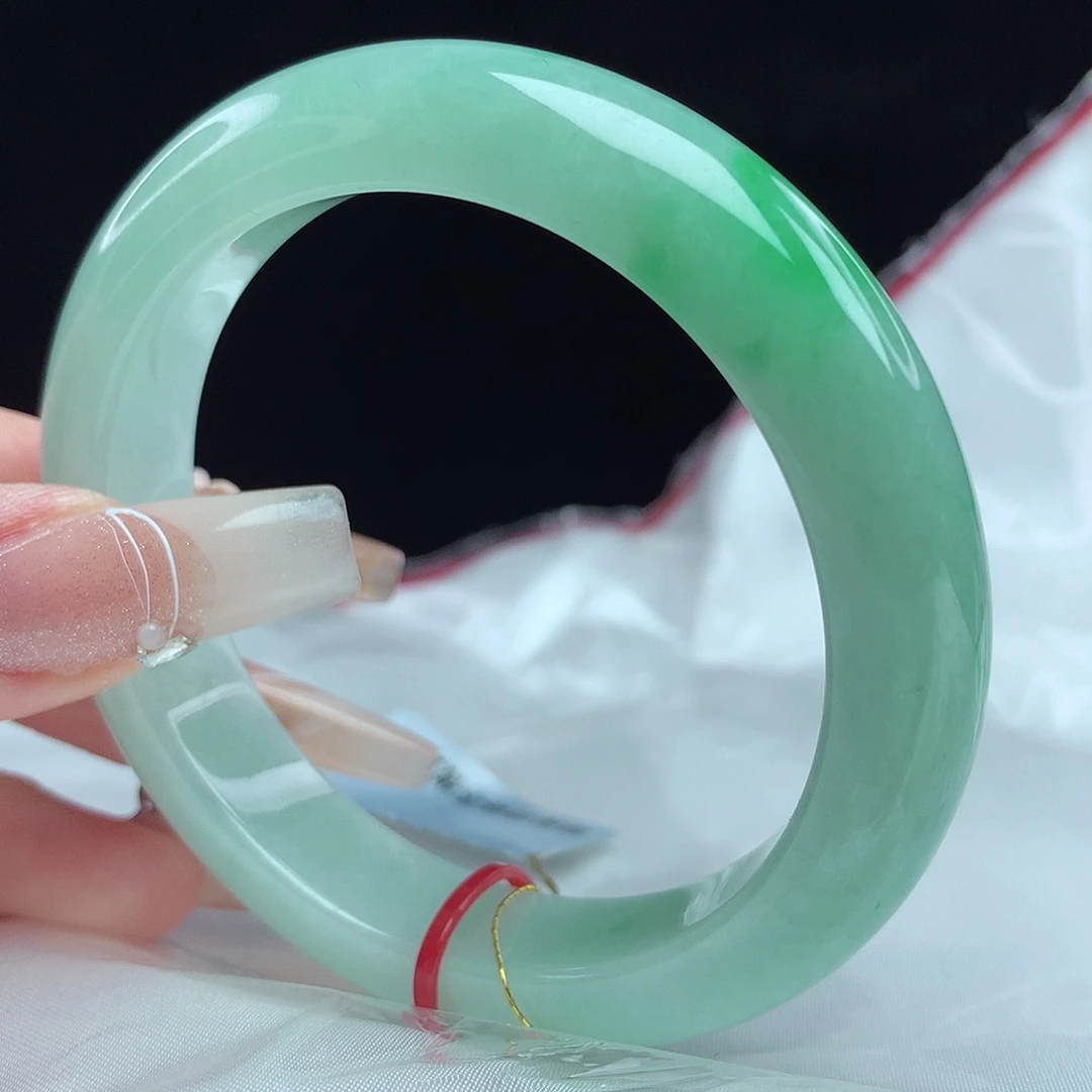 翡翠手镯未镶嵌53圈4153