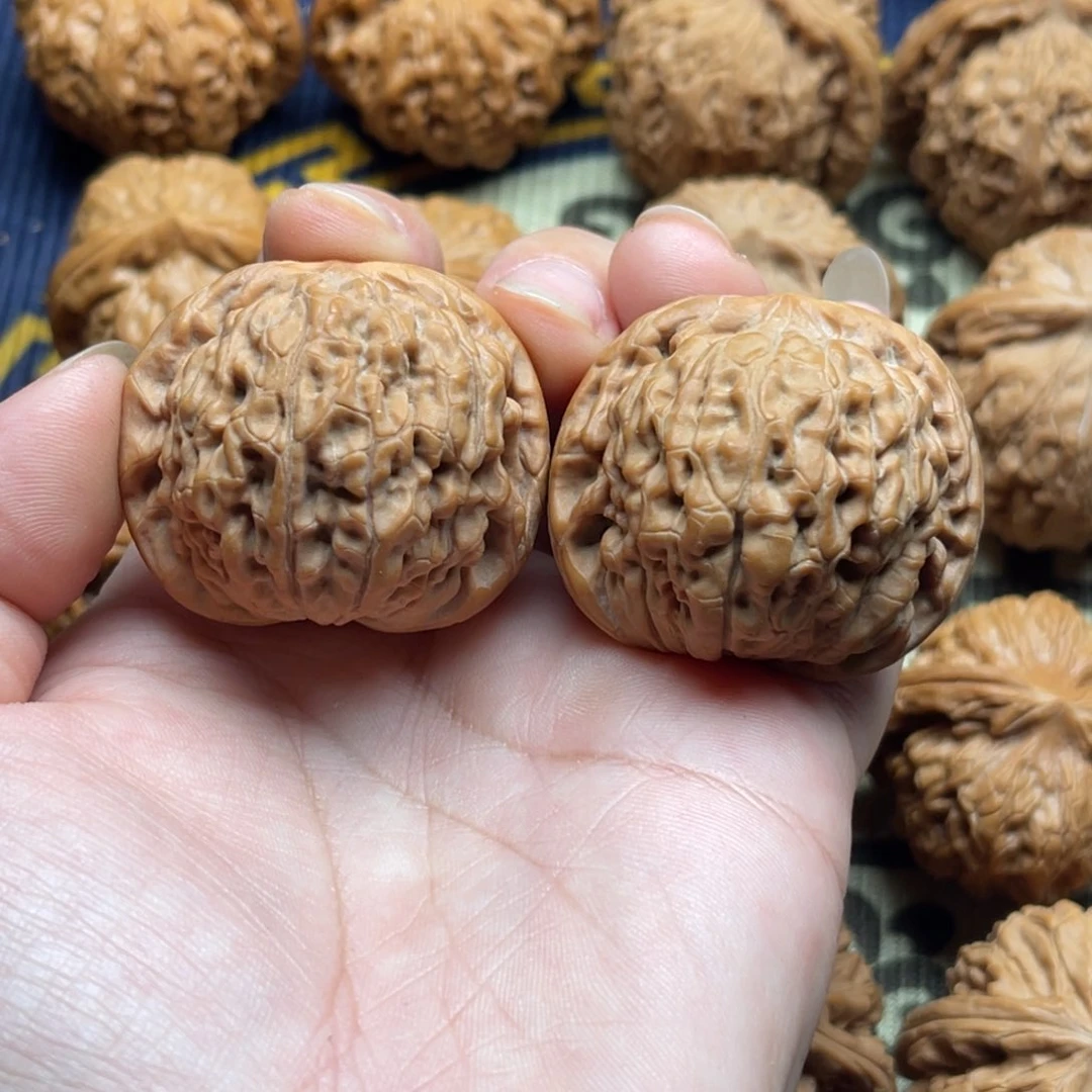 文玩核桃吊坠莲花38