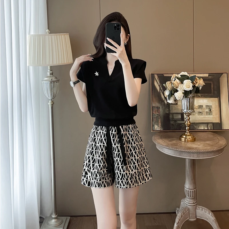 网红运动休闲套装女夏显瘦气质时尚减龄小个子短袖短裤两件套洋气