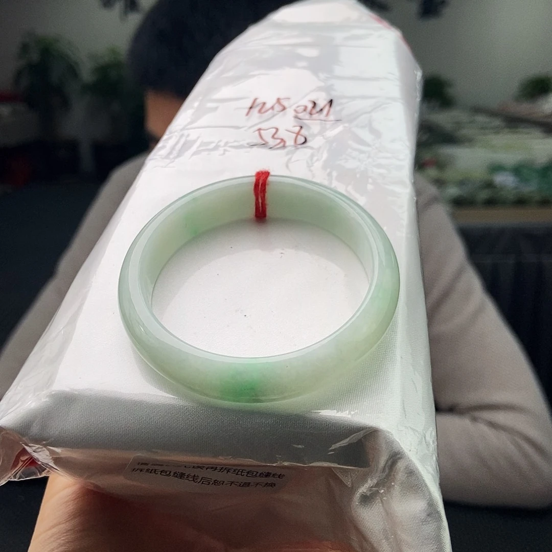 翡翠未镶嵌手镯拍一发一