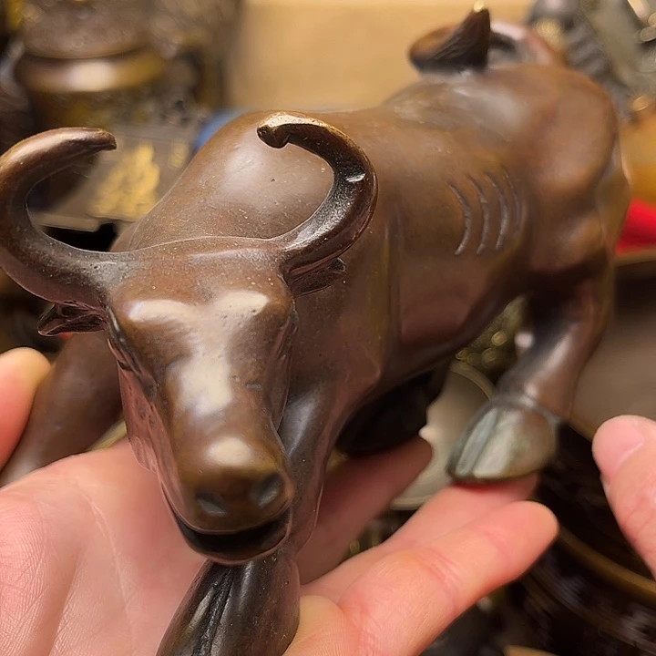 精美铜器批发档口