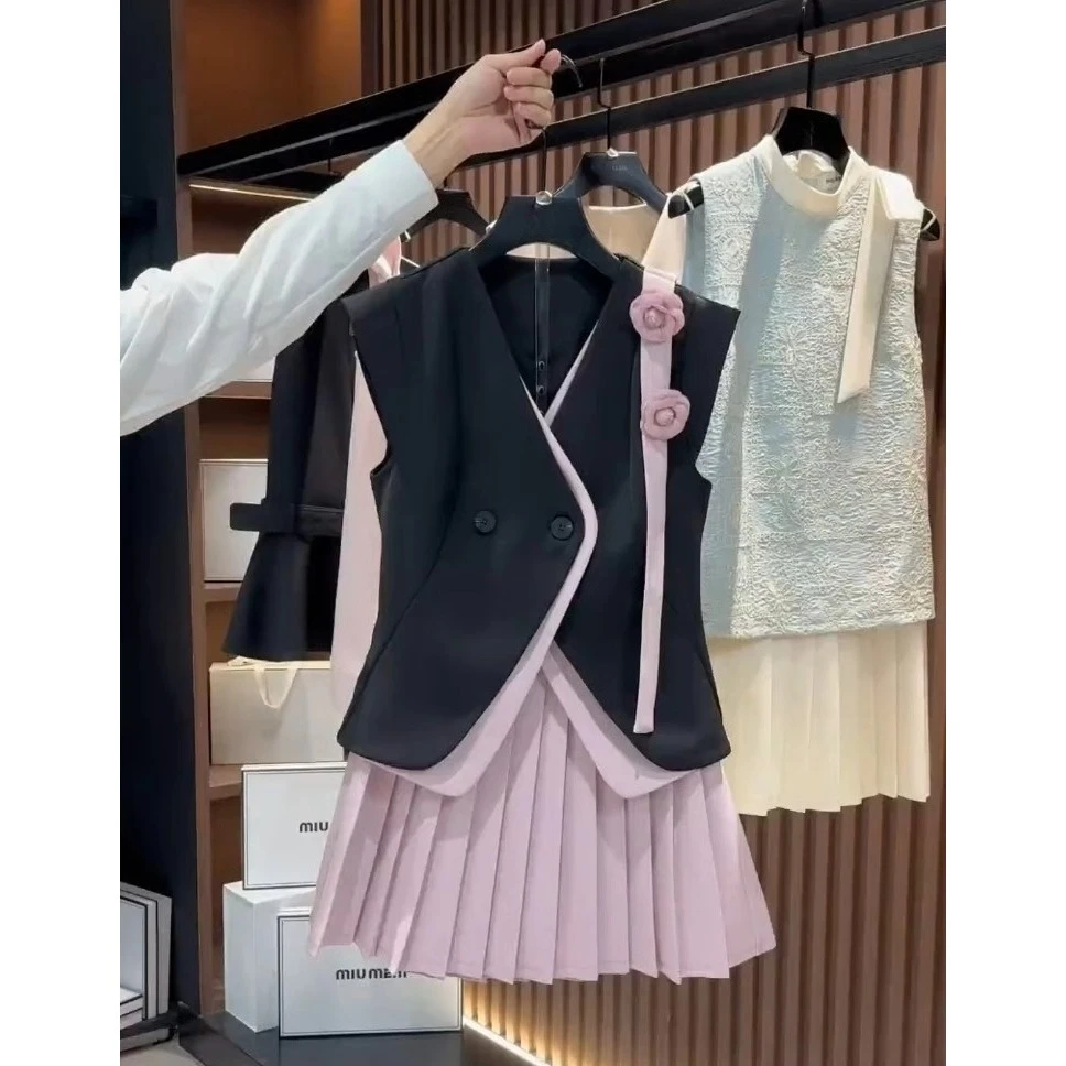 夏日绝美独特漂亮气质高级感减龄小香风黑色西装马甲连衣裙套装女