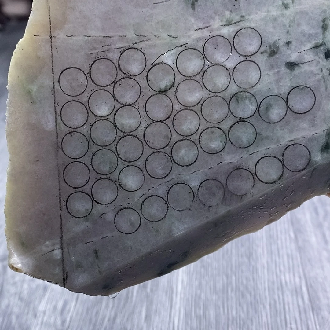 定制翡翠未镶嵌翡翠定制