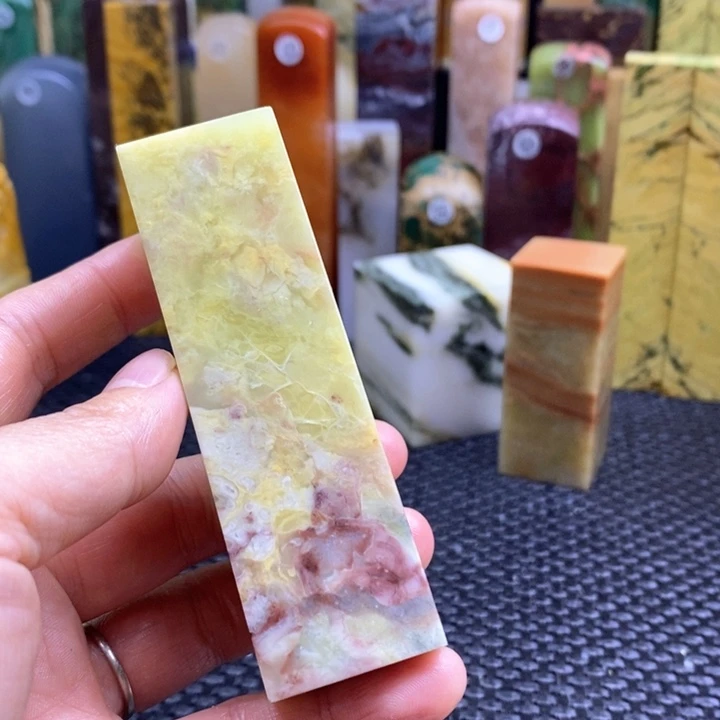 南美石邓*飞青田石印章石