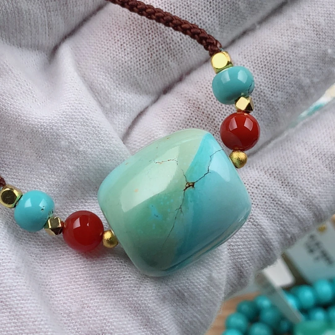 未镶嵌绿松石珠宝奇石