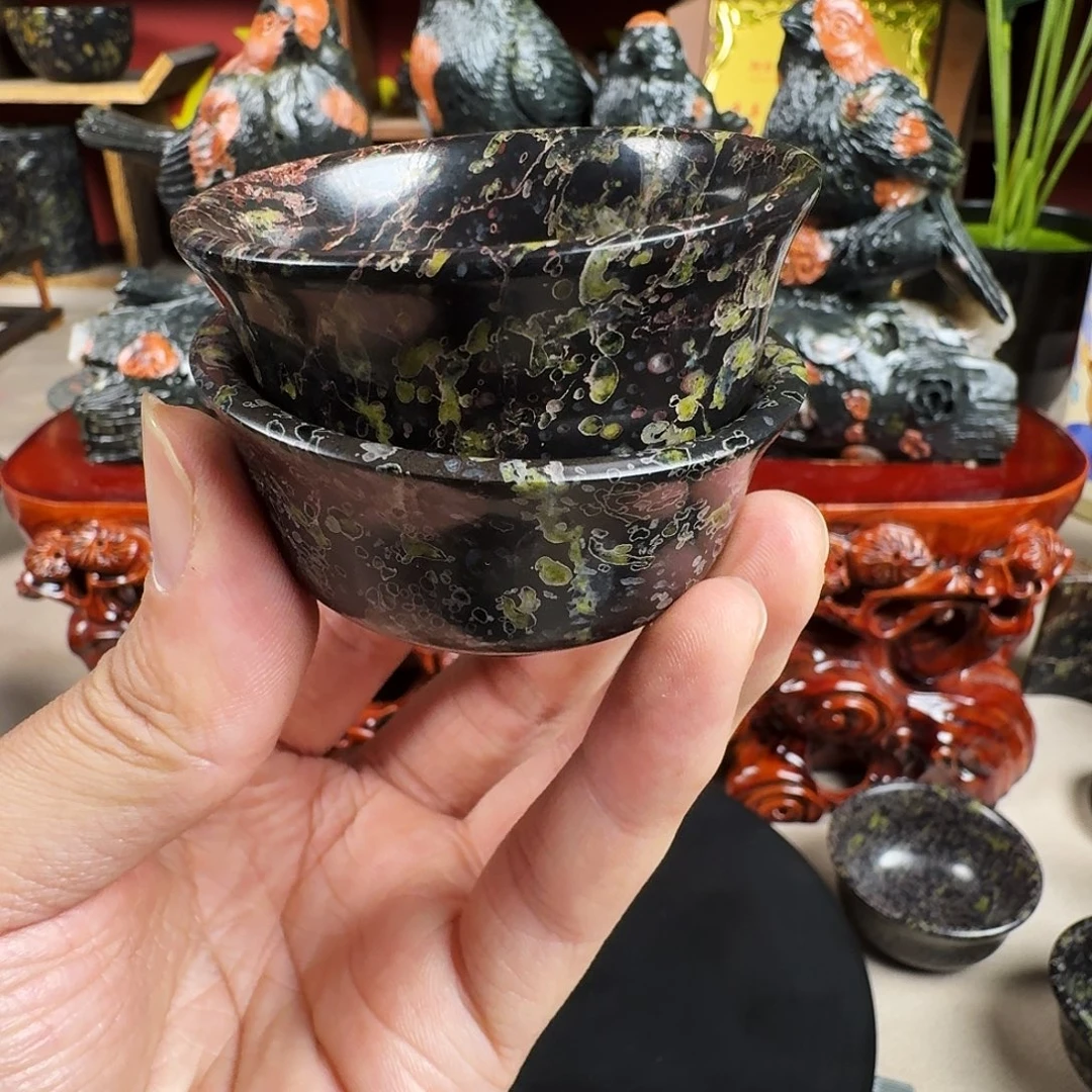 咏***春梅花玉精品茶周边