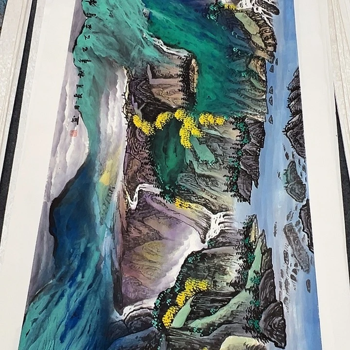 竖款山水作品，喜欢进来欣赏吧……