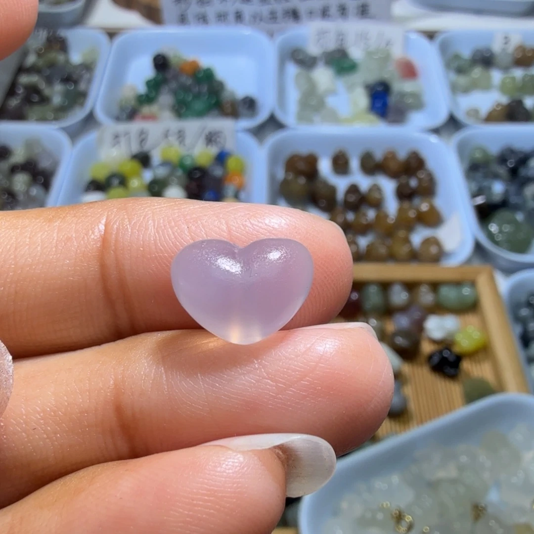 和田玉未镶嵌珠宝奇石