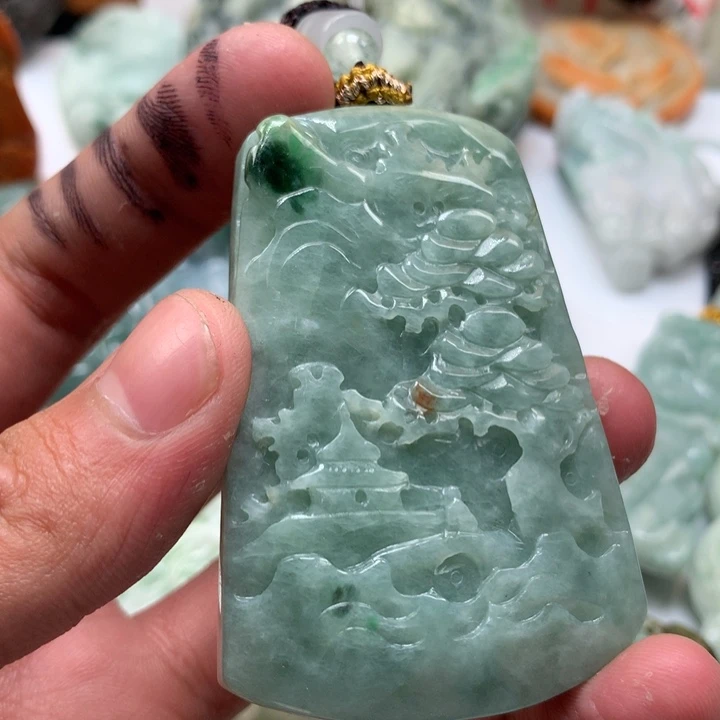 翡翠未镶嵌颈饰保真天然a货翡翠