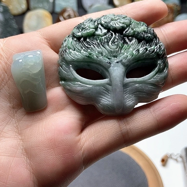 翡翠挂件未镶嵌翡翠a货