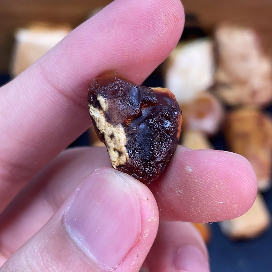 未镶嵌定制琥珀定制