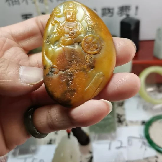 和田玉（糖玉）未镶嵌颈饰