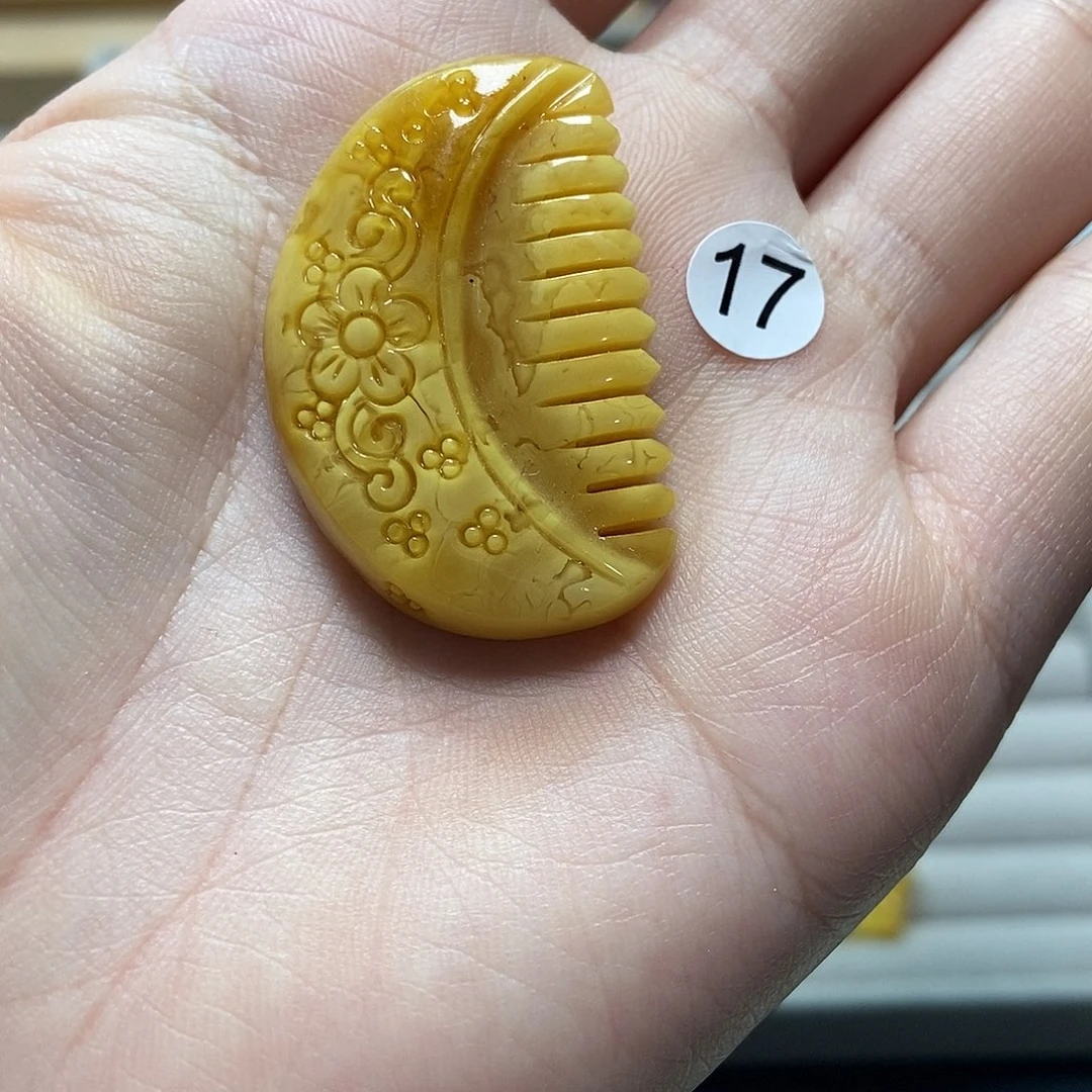 兔***，未镶嵌琥珀裸石天然琥珀蜜蜡吊坠