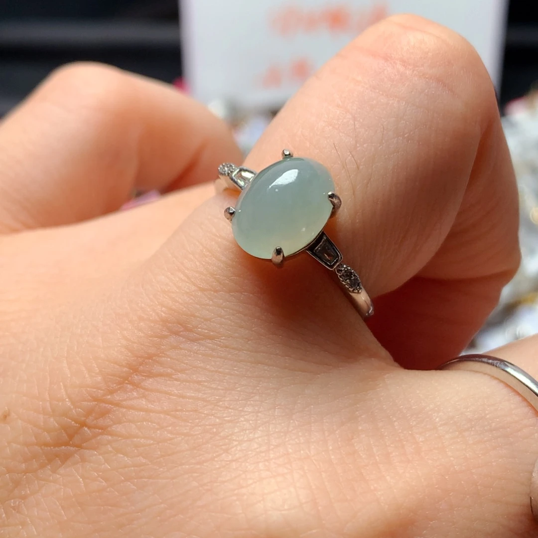 翡翠戒指银S925镶嵌天然翡翠戒指