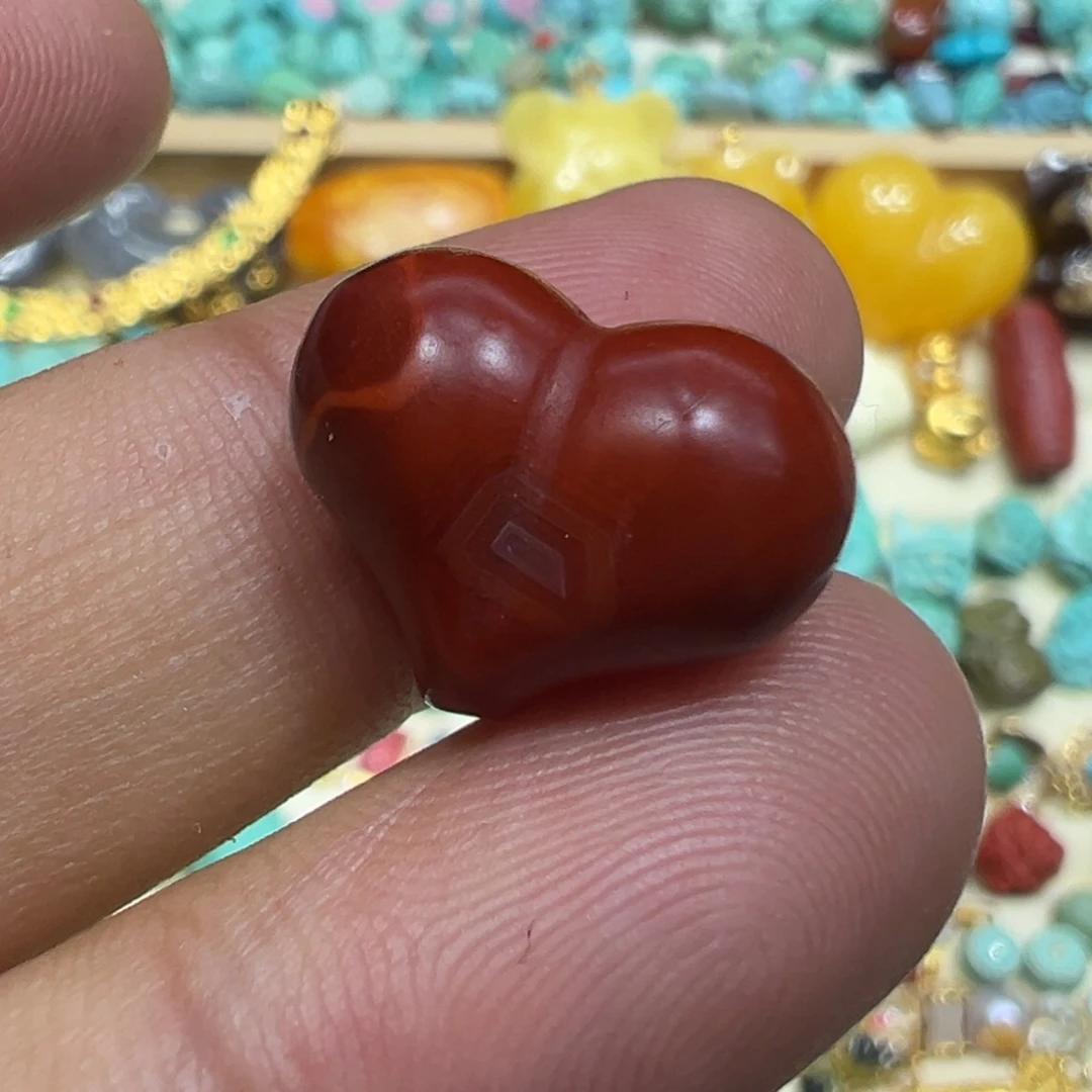 南红玛瑙未镶嵌颈饰屁桃