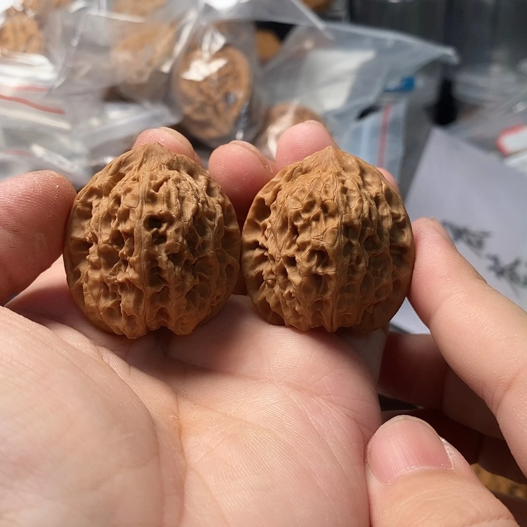 1文玩核桃崆峒山36-496