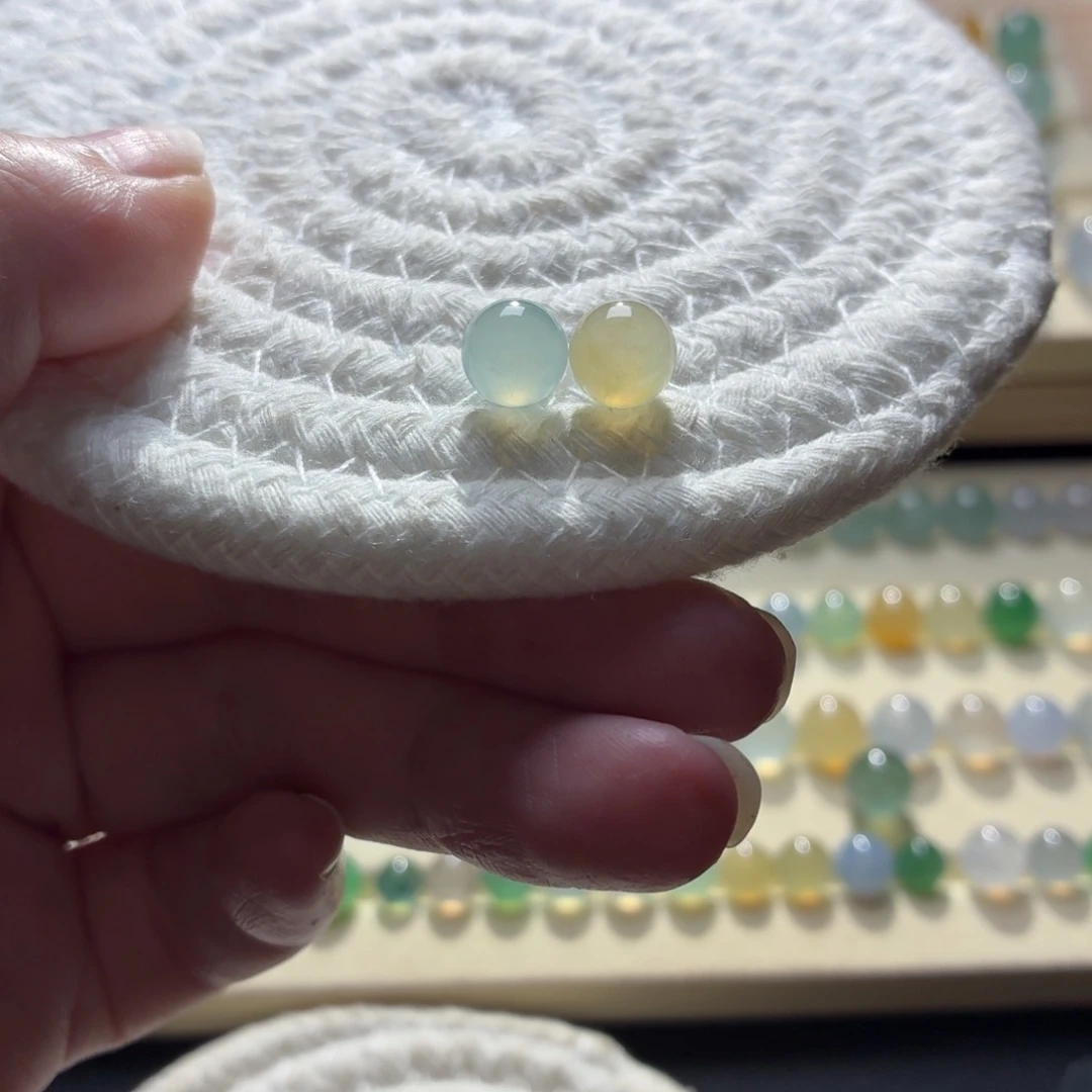 散珠翡翠翡翠卡8.1 0900