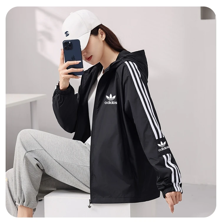 【撤柜福利】春秋情侣连帽风衣刺绣标时尚百搭外套运动休闲夹克外套