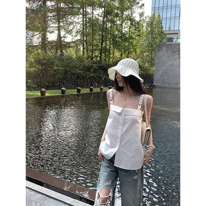 【纯白花瓣】chic网红同款一字领调节肩带衬衫吊带背心女