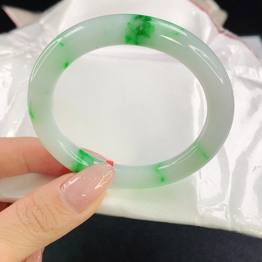 翡翠手镯未镶嵌651翡翠