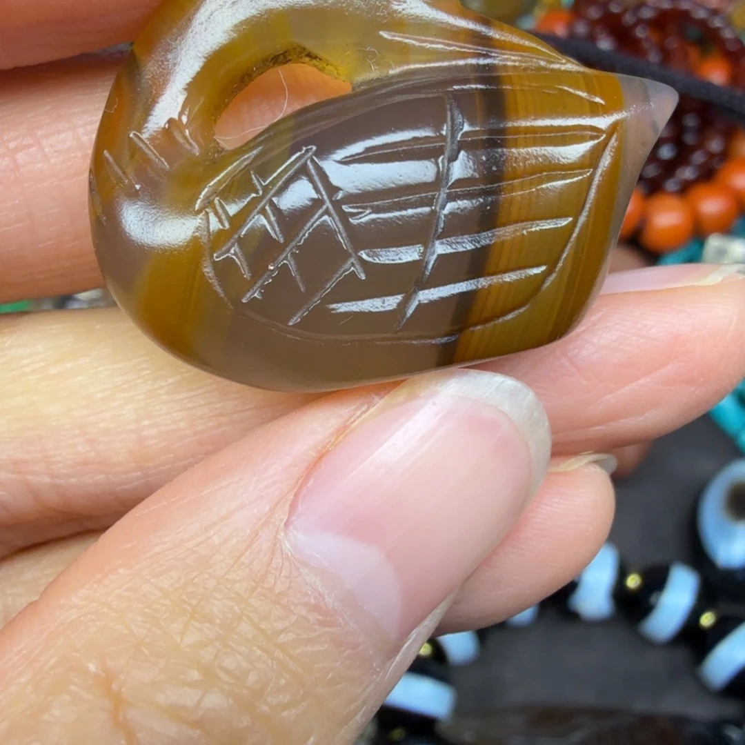 玛瑙/玉髓未镶嵌颈饰