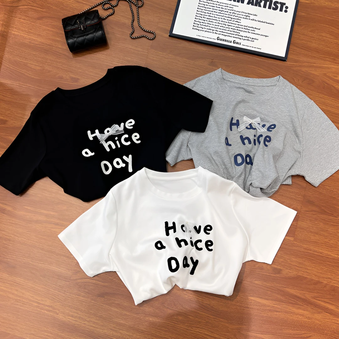 必魅韩系2025夏季新款蝴蝶结刺绣字母短袖T恤显瘦上衣61227大码